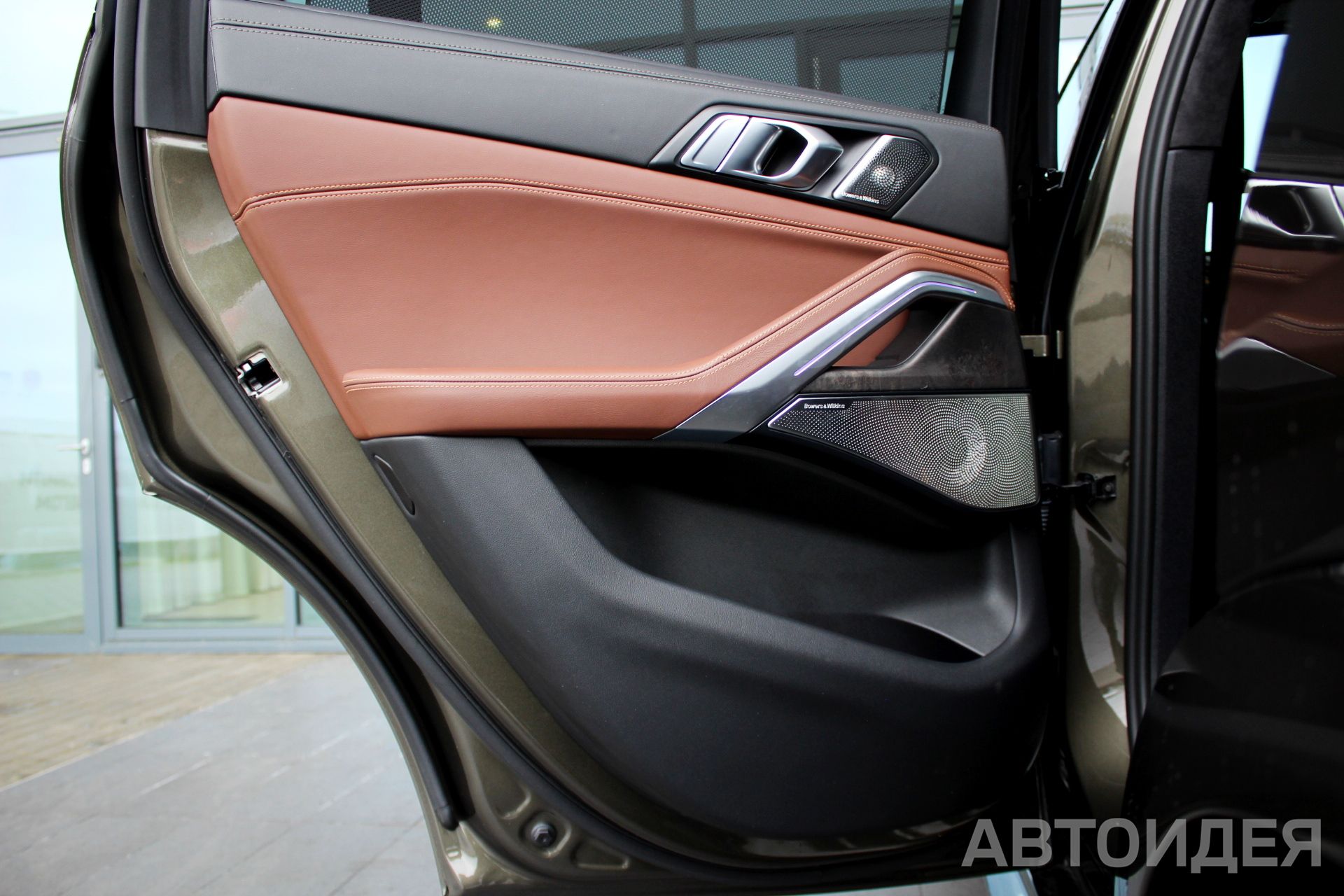 BMW X6 M60i xDrive  фото 25