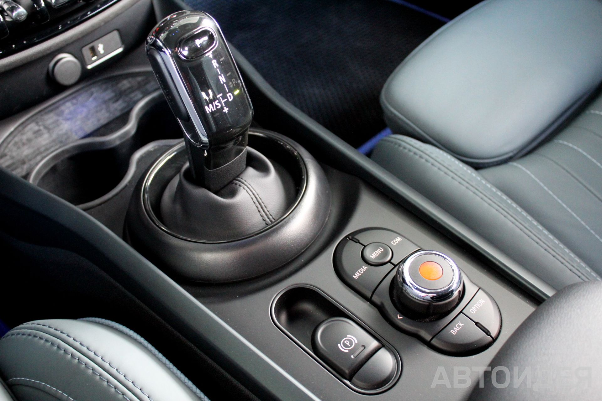 MINI Cooper S ALL4 Clubman Зеленый металлик фото 15