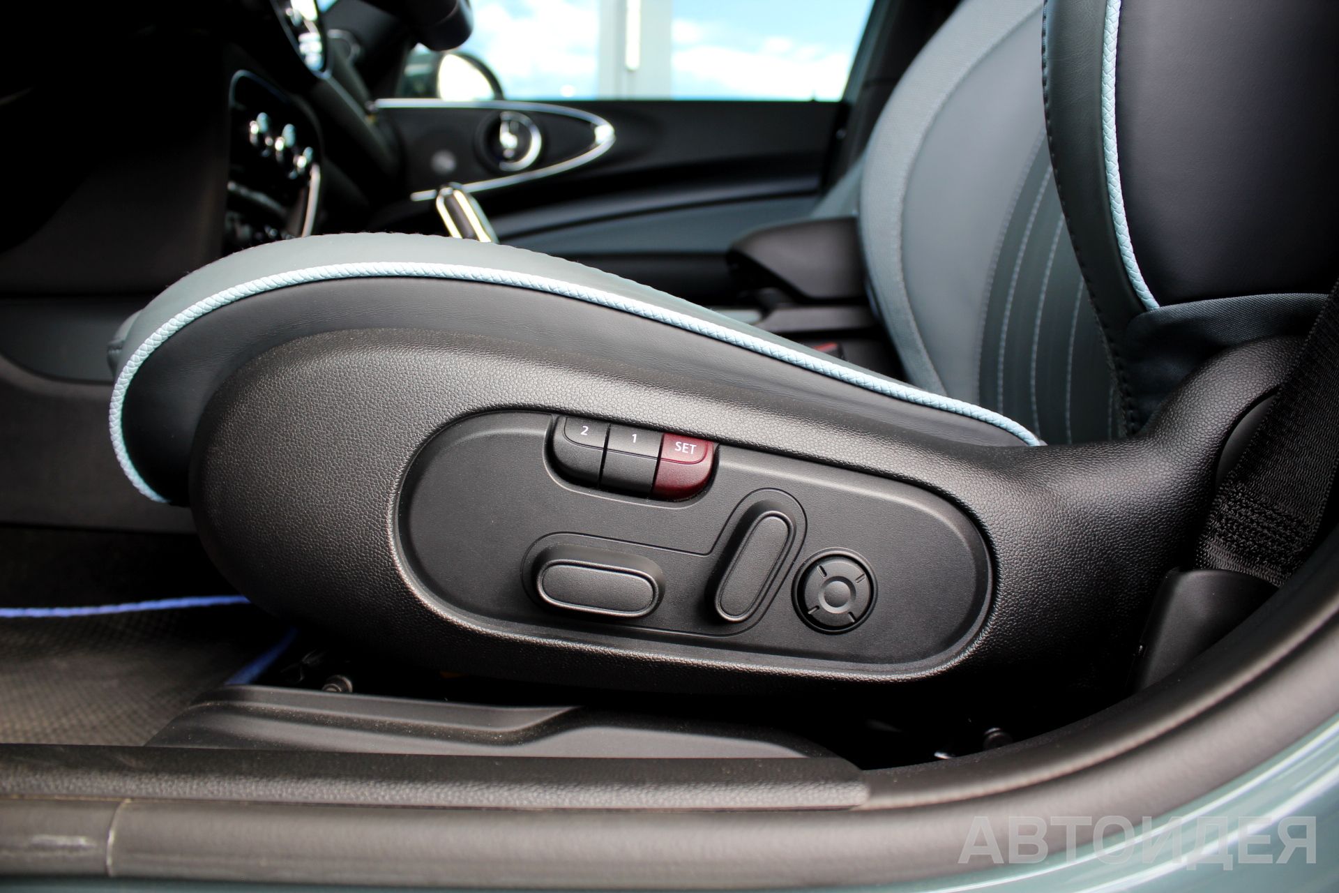 MINI Cooper S ALL4 Clubman Зеленый металлик фото 18