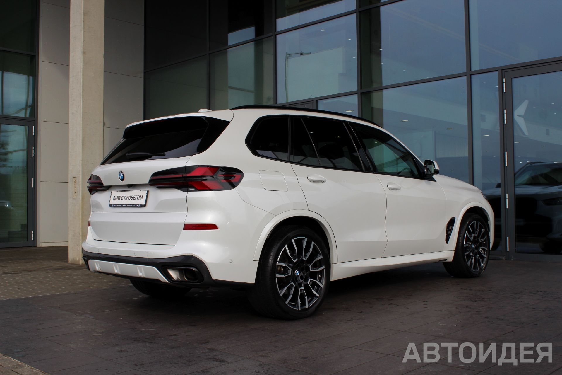BMW X5 xDrive40i  фото 1