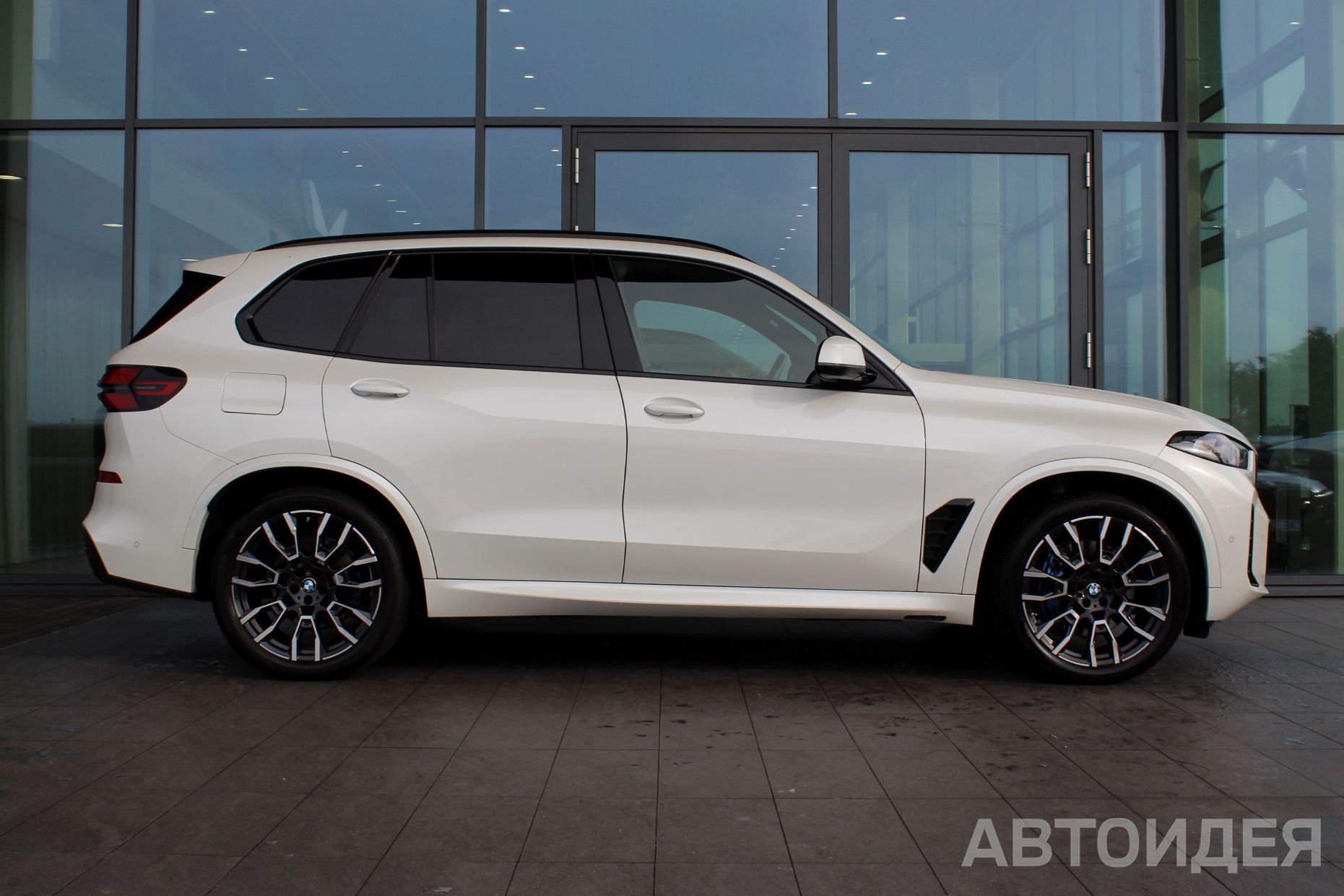 BMW X5 xDrive40i  фото 3
