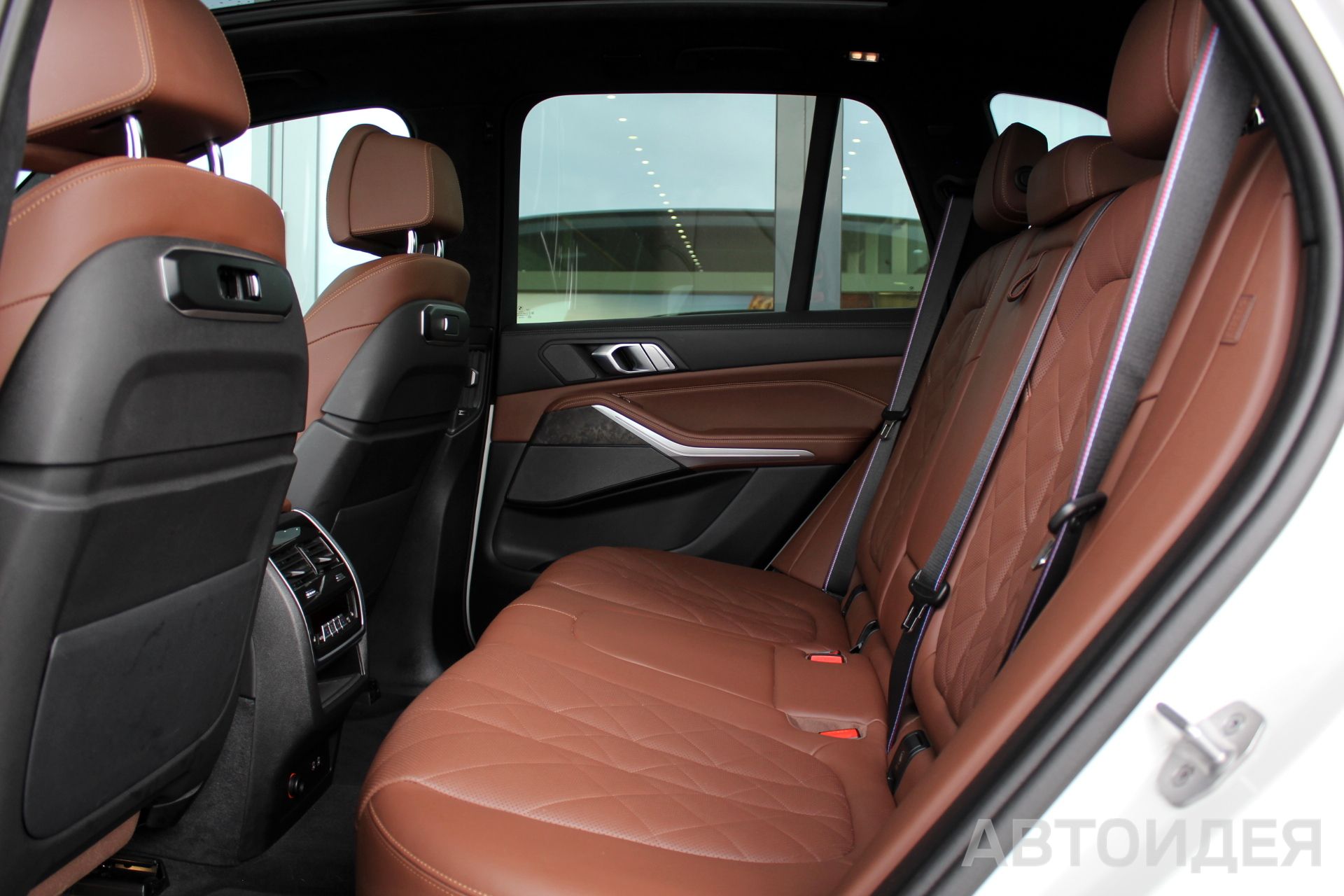 BMW X5 xDrive40i  фото 26
