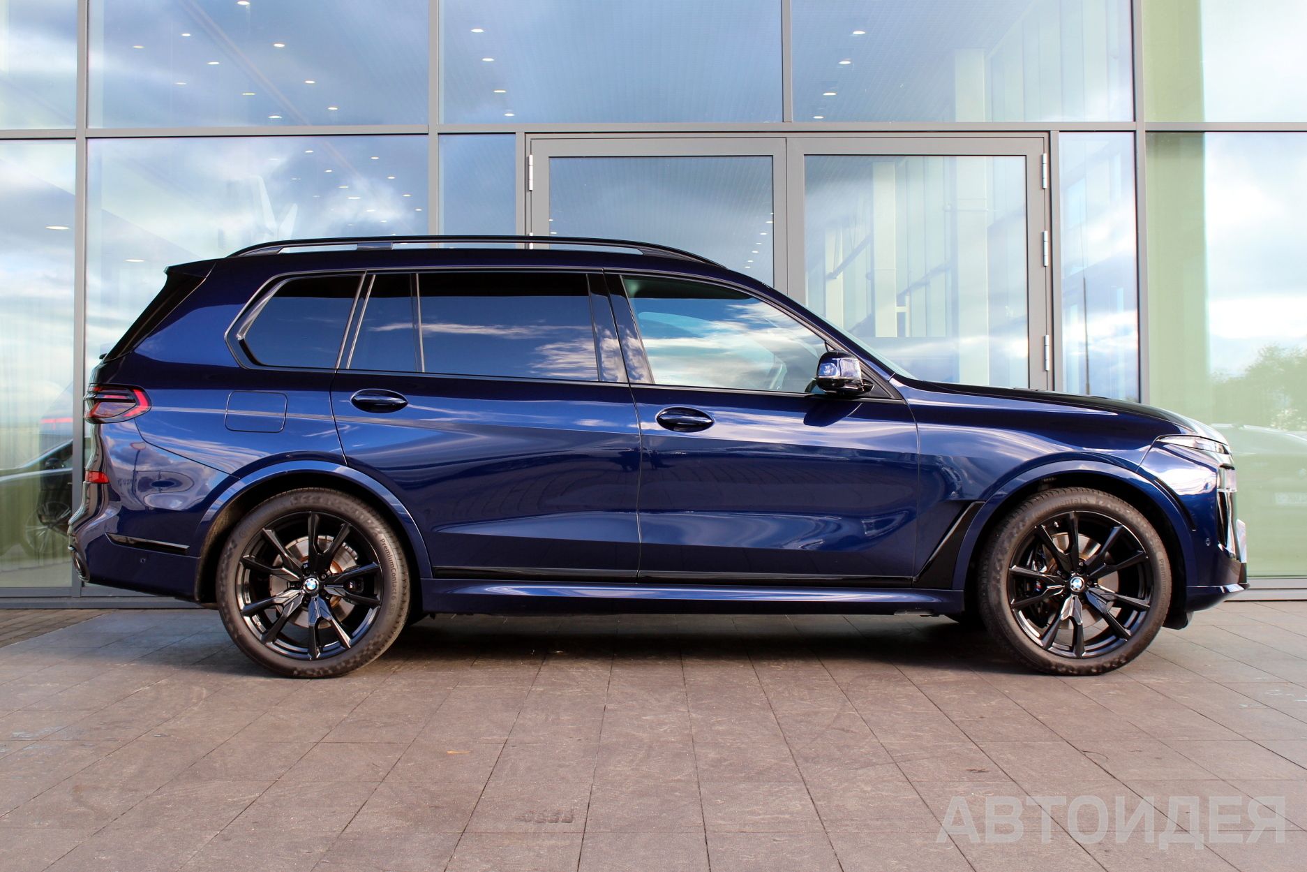 BMW X7 xDrive40i  фото 3