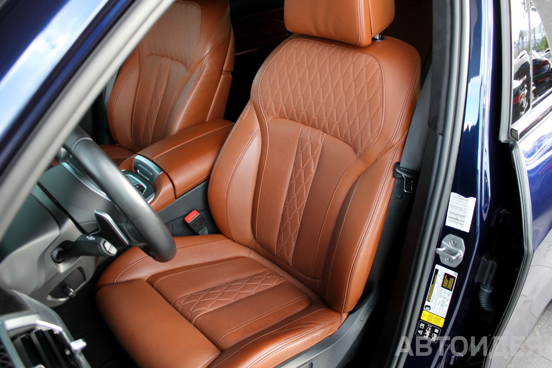 BMW X7 xDrive40i  фото 24