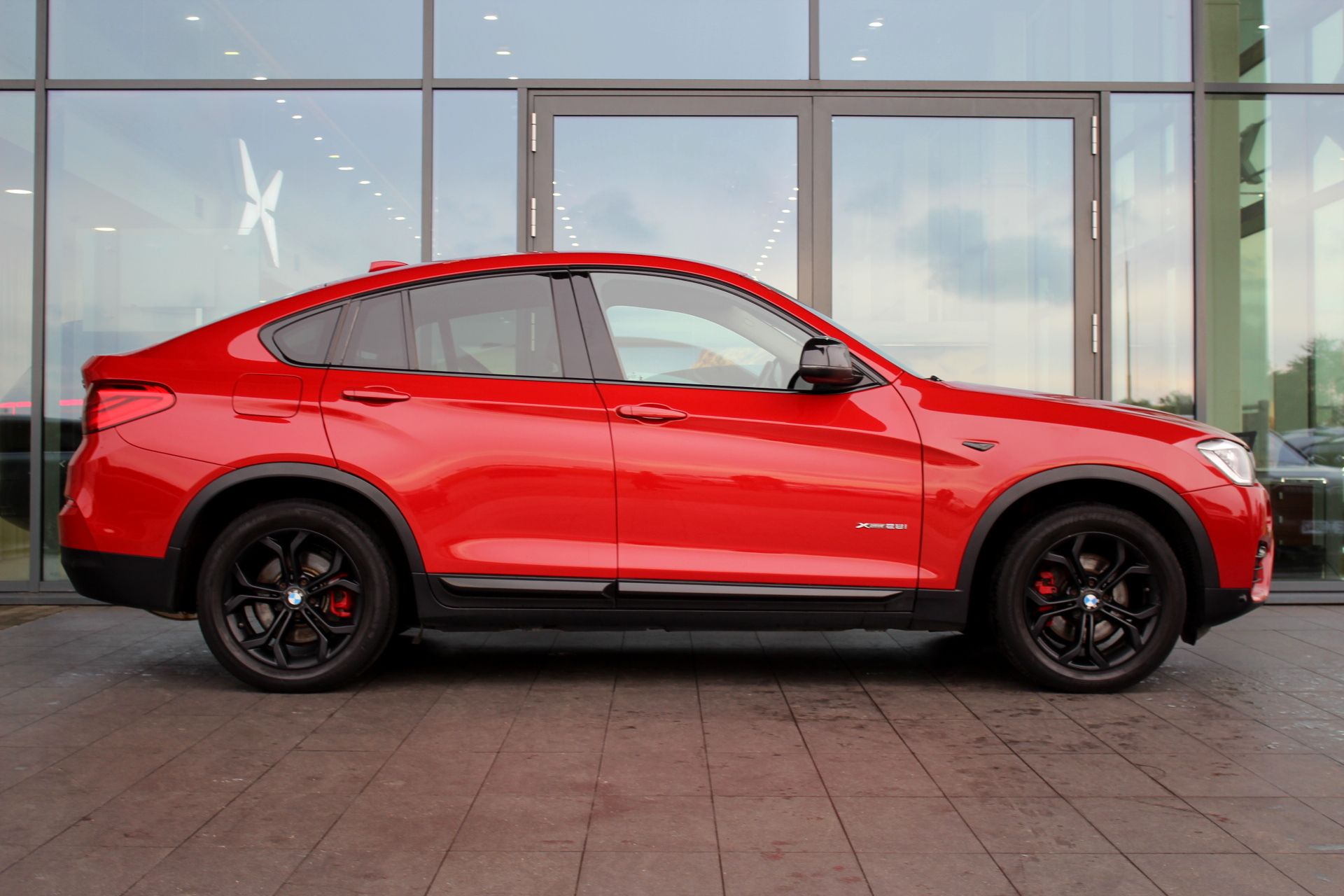 BMW X4 xDrive28i Красный Мельбурн металлик фото 3