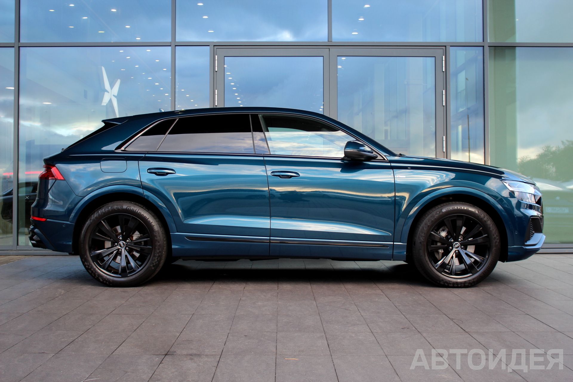 Audi Q8 55 TFSI  фото 3