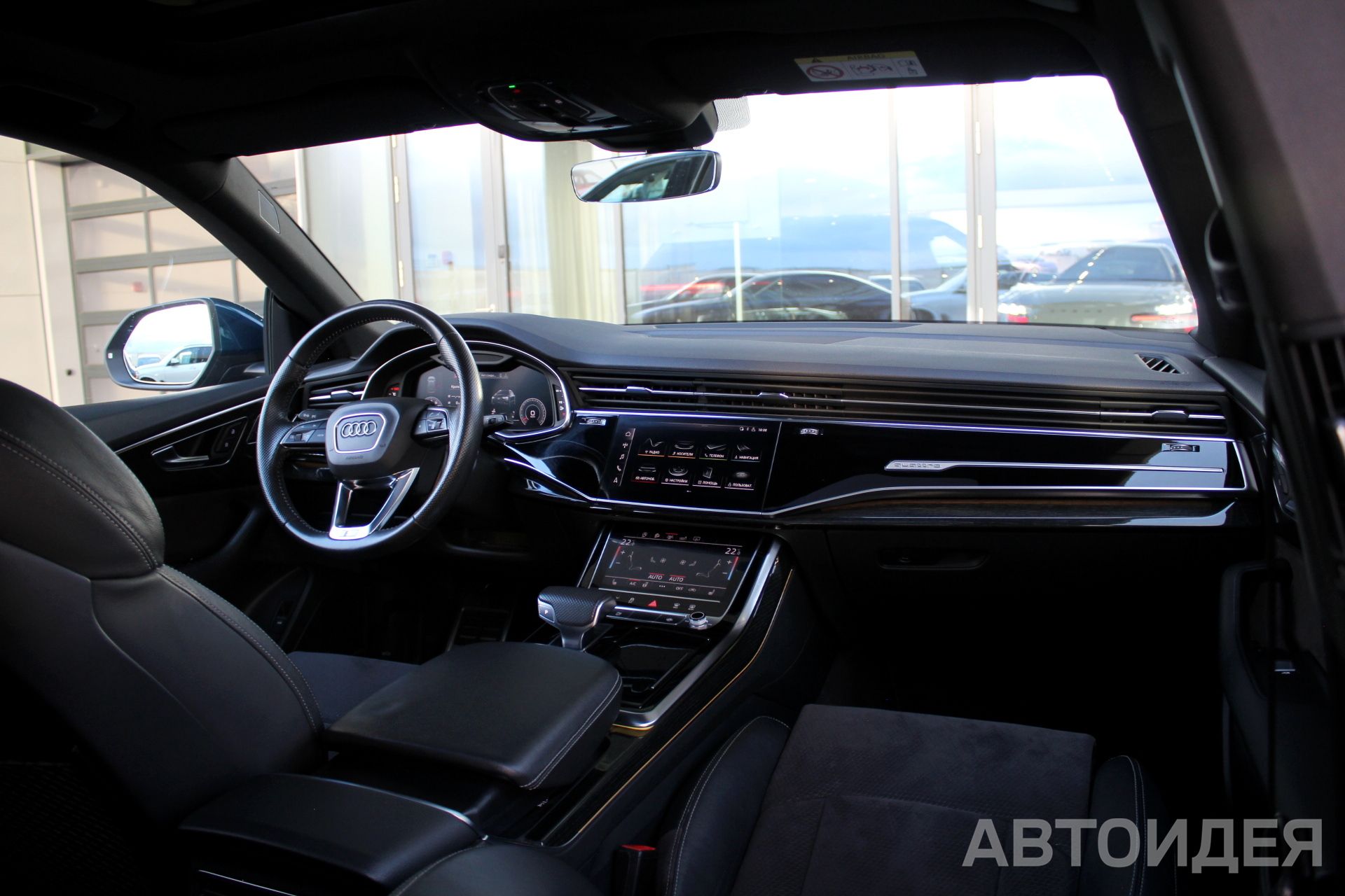 Audi Q8 55 TFSI  фото 7