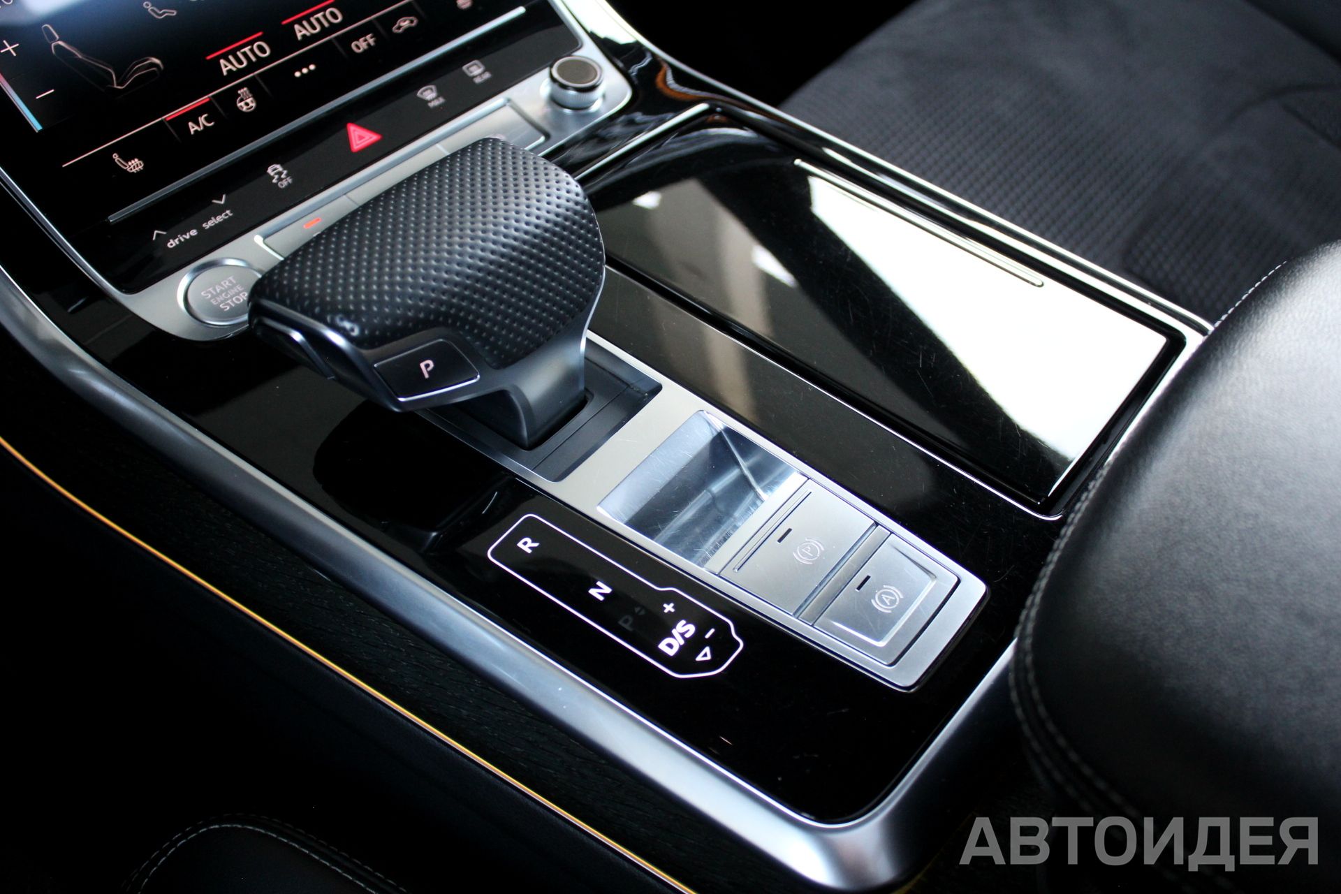 Audi Q8 55 TFSI  фото 18