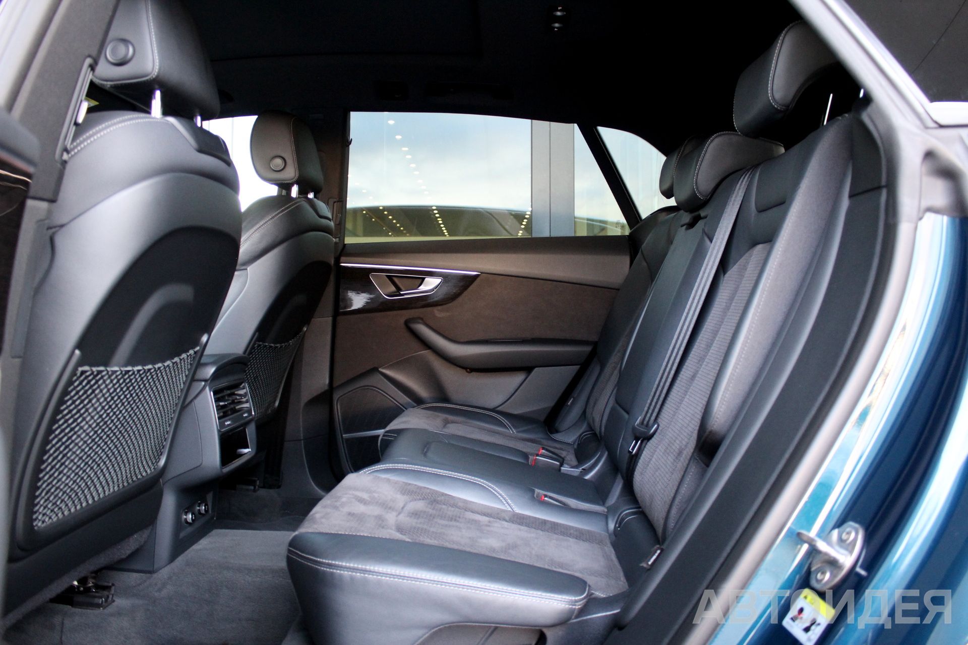 Audi Q8 55 TFSI  фото 25