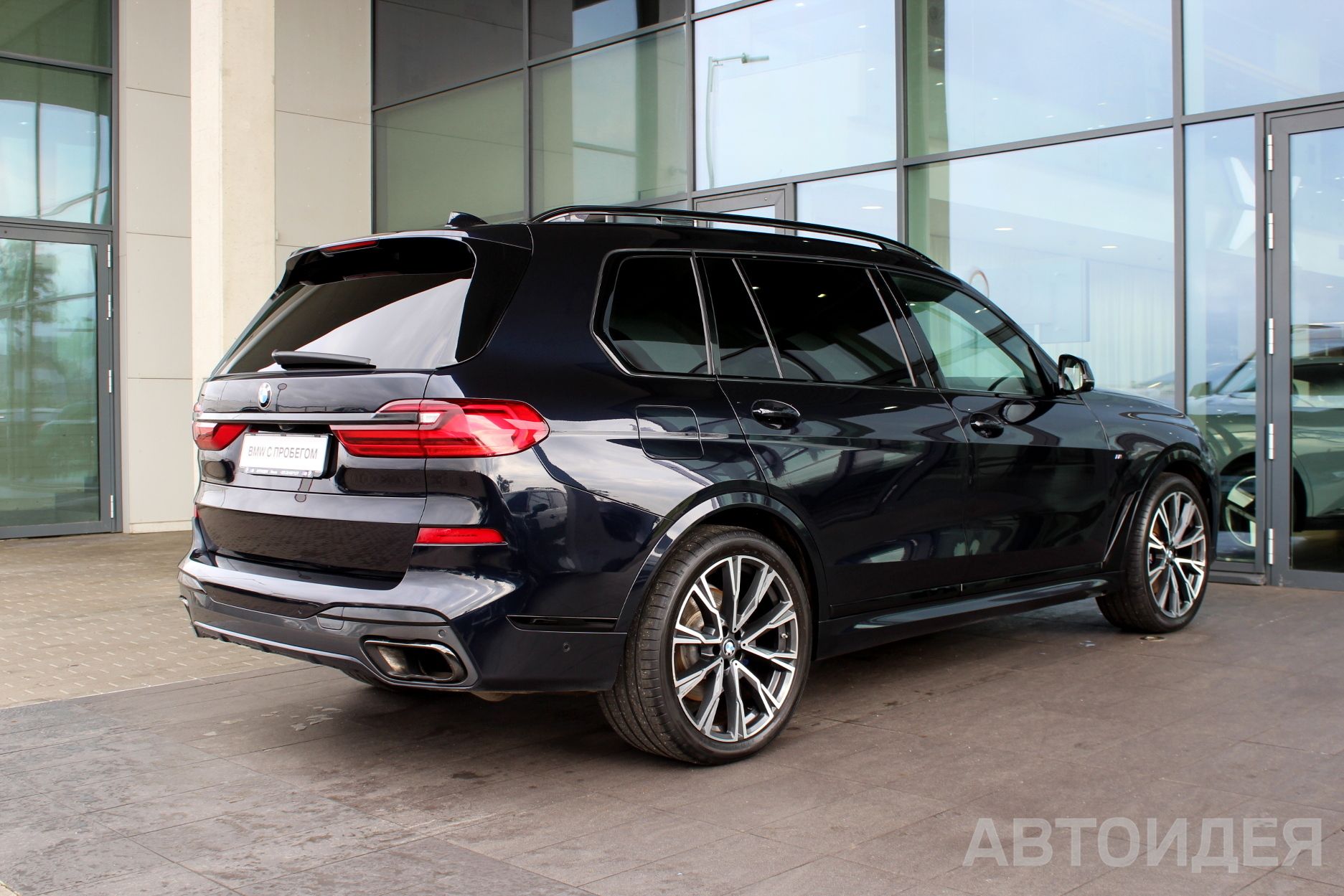 BMW X7 xDrive30d Черный Карбон металлик фото 1