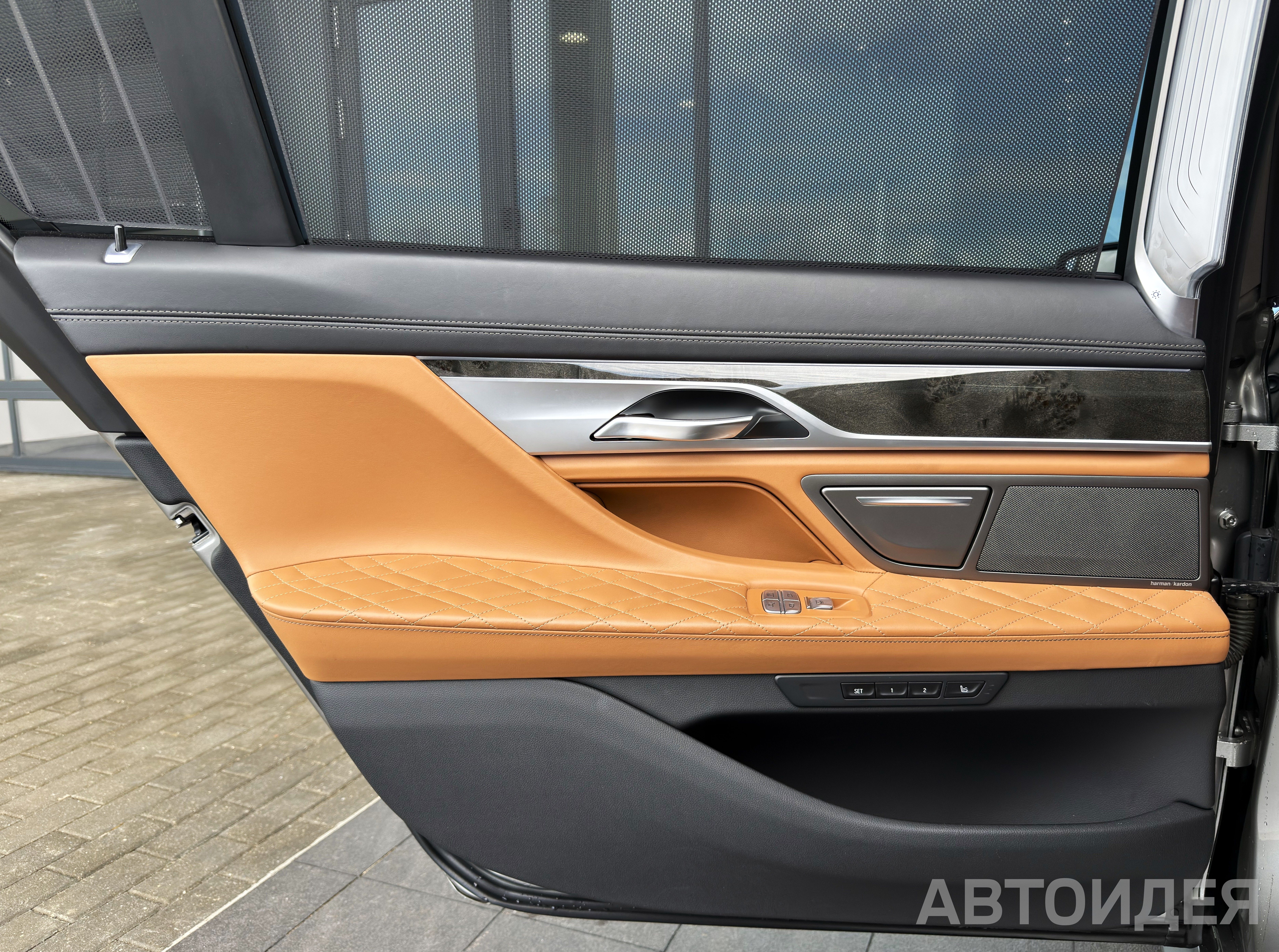 BMW 730Ld xDrive Sedan Серый Донингтон фото 13