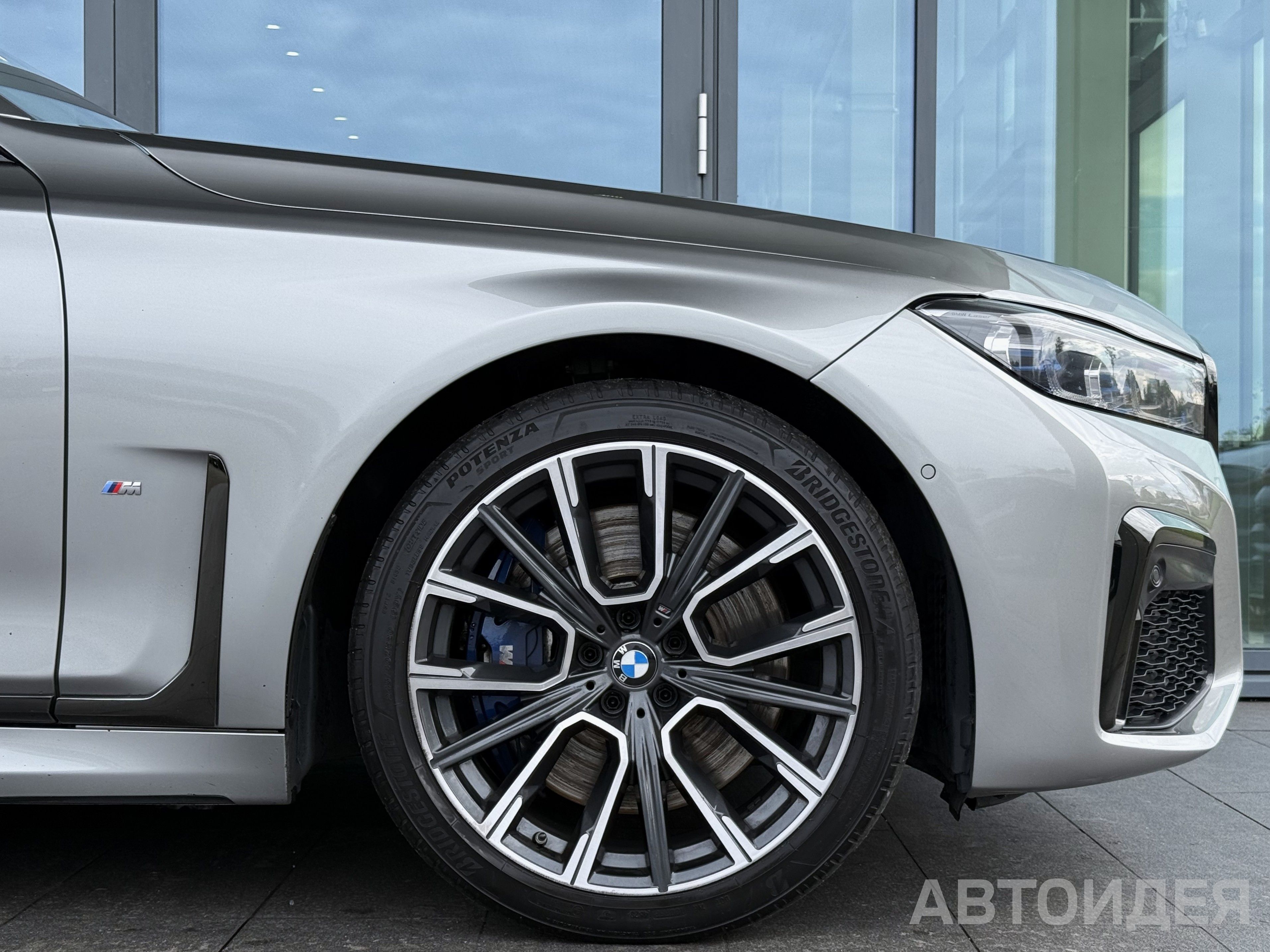 BMW 730Ld xDrive Sedan Серый Донингтон фото 27