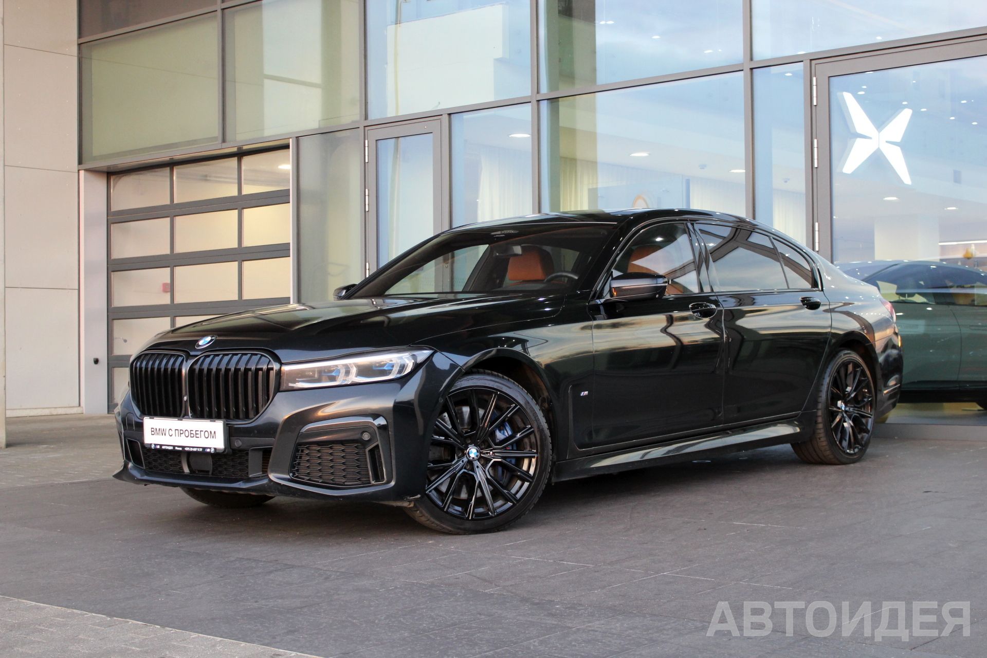 BMW 740Ld xDrive Sedan Черный Сапфир металлик