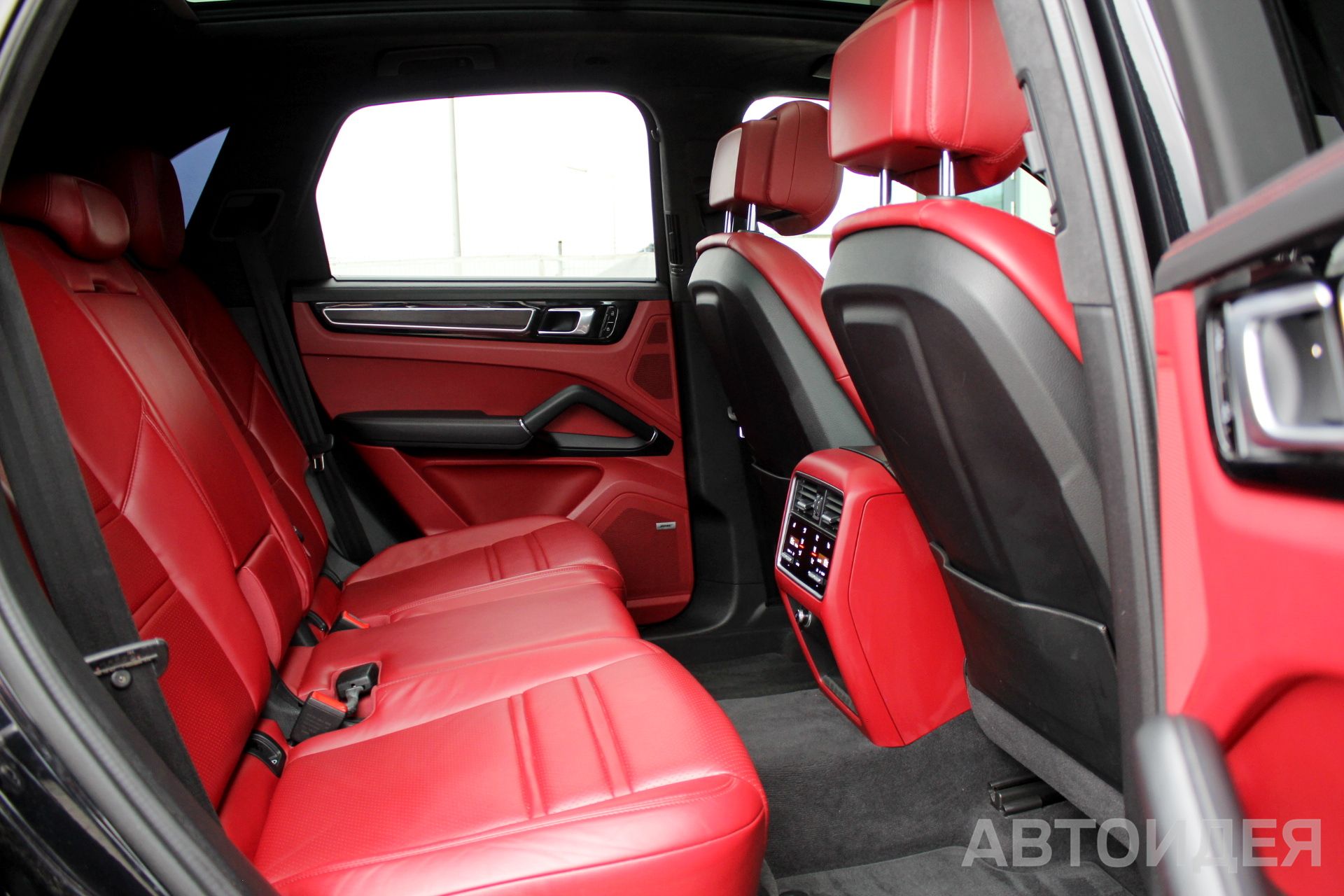 PORSCHE CAYENNE GTS  фото 22
