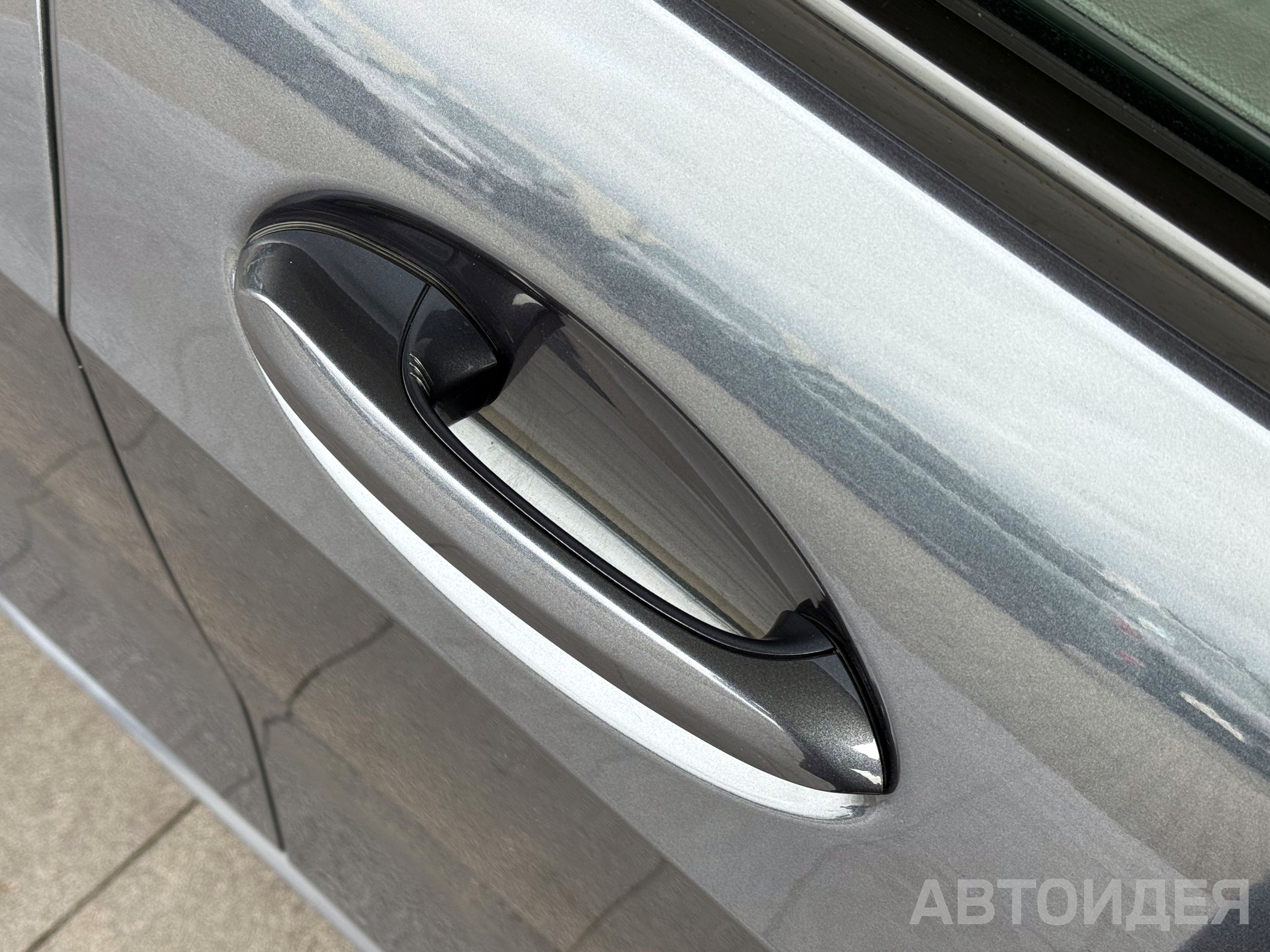 BMW X5 M50d Арктический Серый фото 28