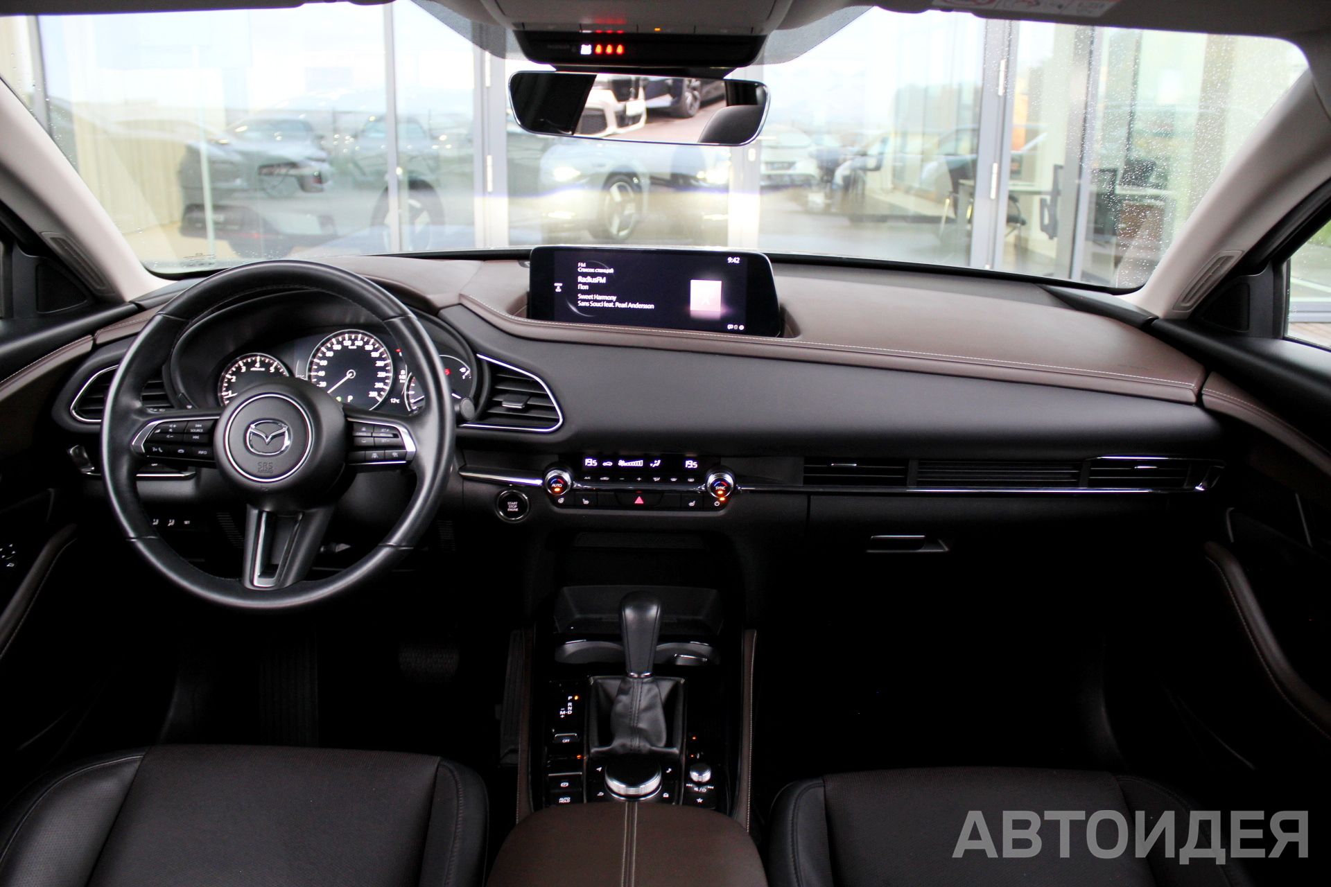 Mazda CX-30  фото 8