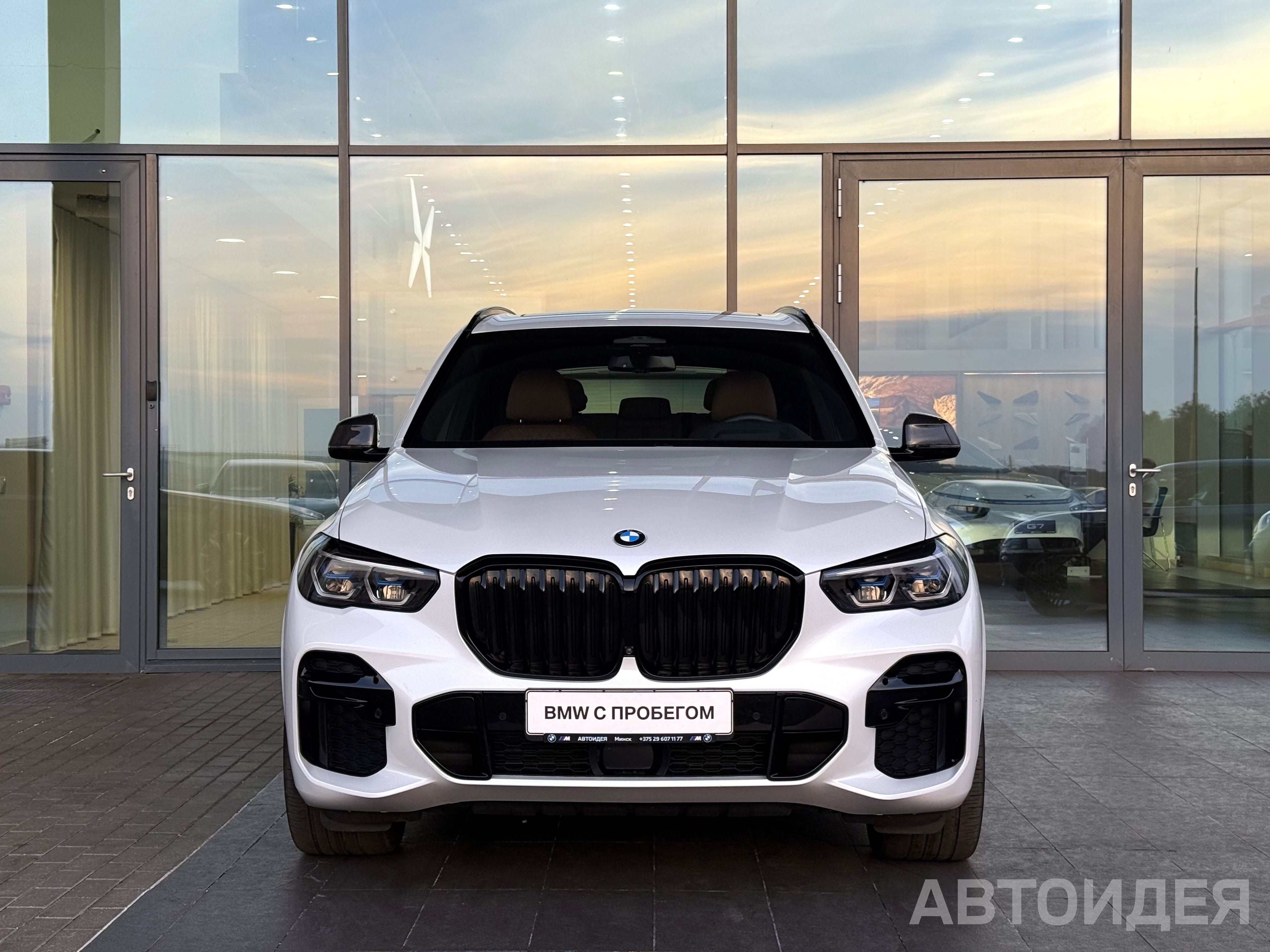 BMW X5 xDrive 30d Белый Минерал металлик фото 1