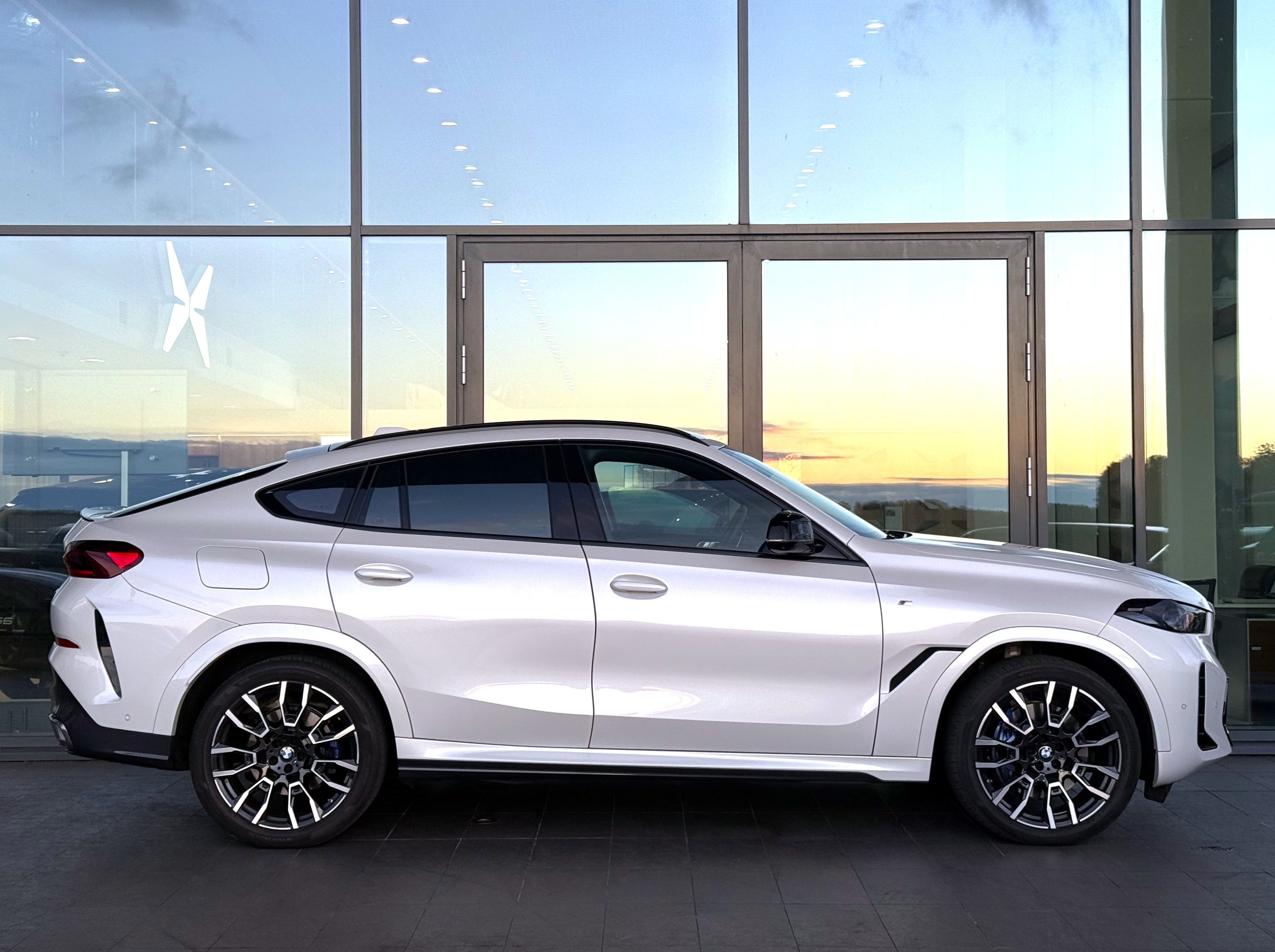 BMW X6 xDrive30d  фото 2