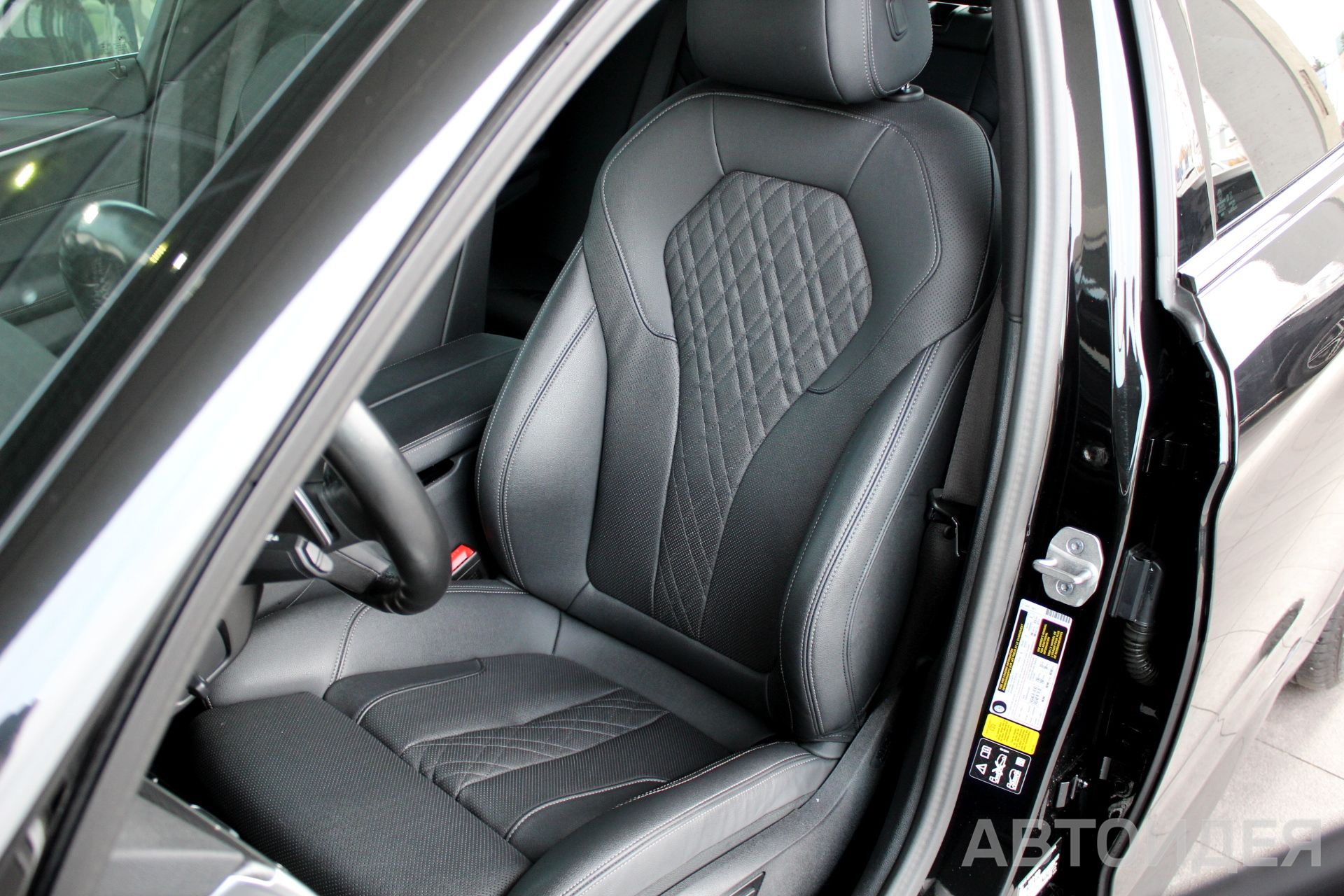 BMW 530i xDrive  фото 23