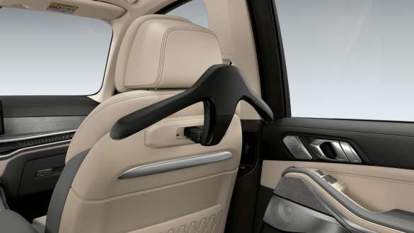  Плечики для верхней одежды BMW для системы Travel & Comfort. 