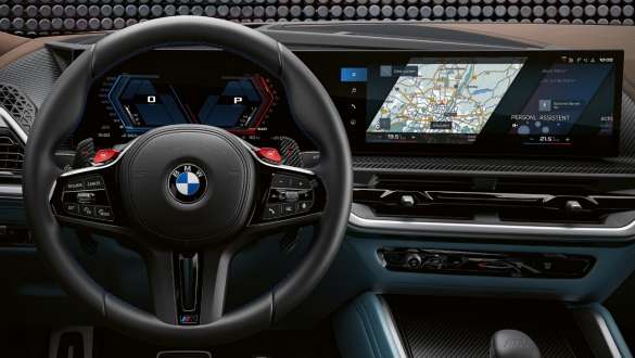 Инновационный дисплей M и операционная система BMW 8